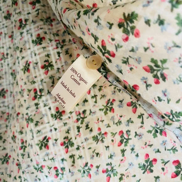 Christy Dawn Floral Blouse with Ruffle Trim - Picture 4 of 9